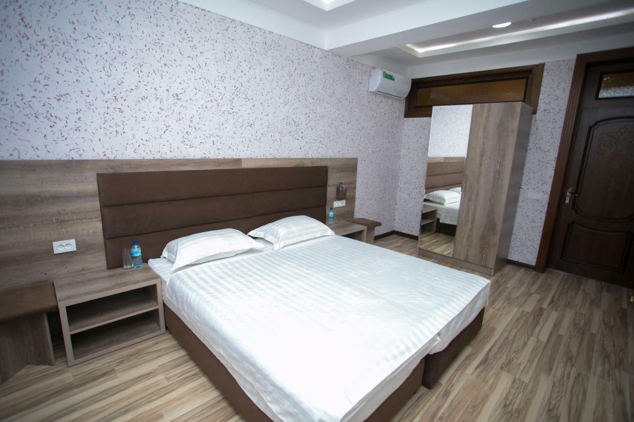 Niso Hotel Samarkand Luaran gambar